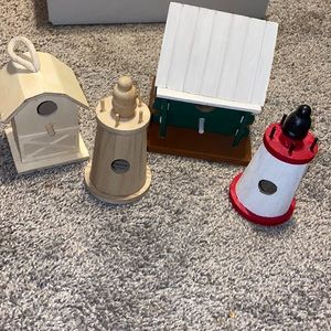 Small wooden bird houses!